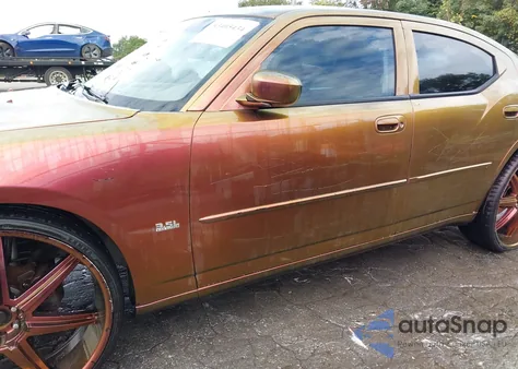 2010 Dodge Charger Sxt z USA, uszkodzony, nr VIN 2B3CA3CV1AH127518